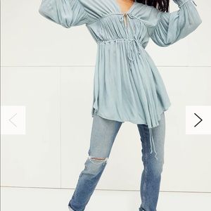 *BRAND NEW, NEVER WORN, TAGS ATTACHED* Free People- Zinnia Tunic Dress Shirt